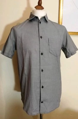 Camisa ajustada gris de manga corta tejida pata de gallo talla mediana talla talla talla mediana talla talla  Foto 1 de 4
