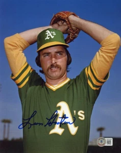 LEON HOOTEN SIGNED AUTOGRAPHED 8x10 PHOTO OAKLAND A'S PITCHER BECKETT BAS - Picture 1 of 2