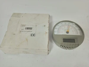 Oakton 03316-80 Barome Barometer W/Thermometer Sato Keirvok Inno CAL 37440  - Picture 1 of 12