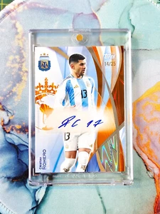 Cristian Romero Auto /25 2024 Topps Lineage Argentina - Bild 1 von 2
