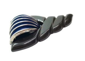 Clip abito pelliccia deco bachelite e metallo intagliato vintage verde oliva scuro - Foto 1 di 9