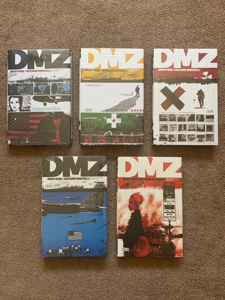 Juego de tapa dura DMZ edición Deluxe 1-5 Brian Wood Foto 1 de 4