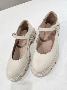 NEU Seychellen Damen Mary Jane Sohle Größe 9 cremeweiß genarbtes Leder Plateau - Bild 1 von 9