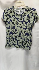 Damen-T-Shirt Banana Republic Größe XS grün geblümt - Bild 1 von 4
