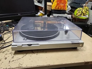 Technics SL-D2 Giradischi automatico a trazione diretta - senza ricambi o riparazioni - Foto 1 di 24