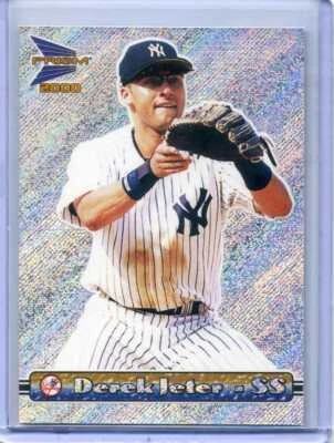 Derek Jeter 2000 Pacific Prism RAPTURE PLATA - 1 DE 916 HECHO - YANKEES Foto 1 de 2