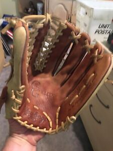 Rawlings GGE1275BCS Baseball Glove Right Hand Throw 12 3/4 Inch Elite
