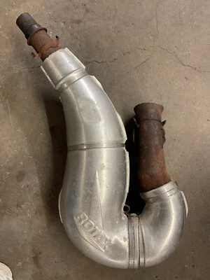 Tubo de escape SkiDoo Renegade XS 800 TNT XRS XP 800r MXZ GSX 08-11 12 13 16 OEM Foto 1 de 4