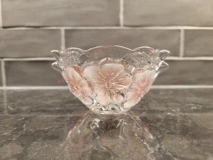 Mikasa STUDIO NOVA Frosted Pink Pansy Flower Bowl with Handles - Picture 1 of 4