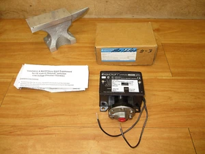 Ashcroft B424V XFM *NUOVO* Pressostato 30psi - Foto 1 di 8