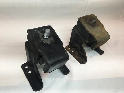 Datsun 610 1973 sedán L18 soportes de motor usados Foto 1 de 4