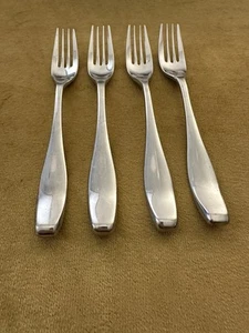 (4) DINNER FORKS   Retroneu SYMPHONY Stainless Maestro  18/10 Glossy Flatware - Picture 1 of 13