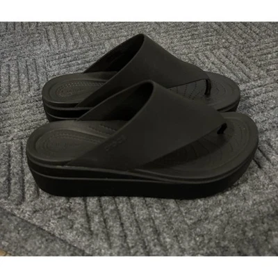 Chanclas Crocs para mujer 208727 LiteRide Brooklyn negras plataforma cuña talla 8 Foto 1 de 4