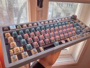 SUPER NICE keyboard base!! only without keycaps Gaming Keyboard For Mechanic Hot - Bild 1 von 2