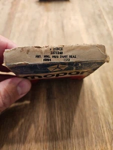 NOS Mopar 1671340 - Foto 1 di 2