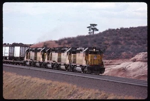 Original Schienendia - UP Union Pacific 3598+ Farben WY 21.04.1989 - Bild 1 von 1