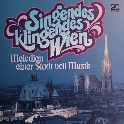 Singendes klingendes Wien. Melodien einer Stadt voll Musik. 8 MC. - Bild 1 von 4