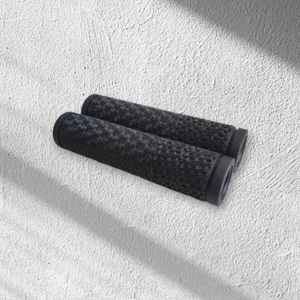 GT Fahrrad Lenkergriffe rutschfest Gummi 130mm MTB BMX Muster 1 Paar schwarz - Bild 1 von 7