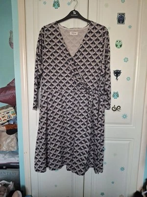 Size XL Autonomy Navy And Beige Pattern Long Sleeved Dress - Image 1 of 4