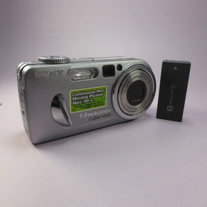 Sony Digital Camera Cybershot DSC-P10 5.0MP Silver Tested - Picture 1 of 8
