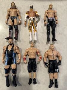 Lotto 6 action figure WWE Wrestling Mattel Bundle Cena, Bryan, Lesnar, Cage ++ - Foto 1 di 16