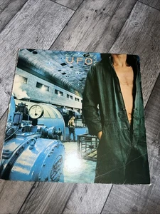 UFO - Lights Out - 12” Vinyl Record LP - 1977 Chrysalis UK Green Label 1st Rock - Picture 1 of 6