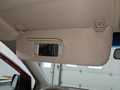 Toyota Sienna 2010 conductor parasol izquierdo bronceado OEM usado 268-11001L Foto 1 de 4