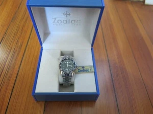 Zodiac Ladies Red Dot (Heuer) Vintage 70's diver Watch w/Original bracelet - Picture 1 of 4