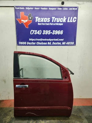 Porta frontal lateral direita Nissan Titan 2004-2007 passageiro - Imagem 1 de 4