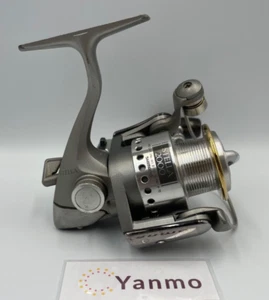 Carrete de pesca giratorio Shimano 95 Stella 2000 relación de engranajes 5,2:1 usado excelente+ - Imagen 1 de 22