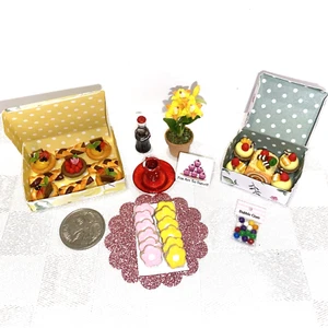 DOLLHOUSE MINI FOOD * DONUTS, CUPCAKES BOXES, COOKIES, FLOWER, CANDY * BARBIE - Picture 1 of 10