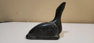 Statuina anatra oca uccellino pietra ollare intagliata a mano piccola scultura in pietra arte nera - Foto 1 di 12