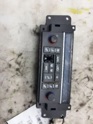 Temperature Control Dash Mounted Opt KB6 07-09 Cadillac Escalade 25928681 - Image 1 of 4