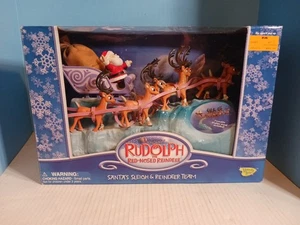 Rudolph Santa's Sleigh and Reindeer Team Playset 2004 Memory Lane Box - Picture 1 of 13
