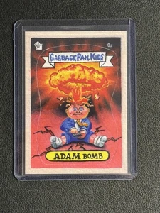 Caja de zapatos 2025 Topps x Andy Friedman Treasures Adam Bomb no deportiva SSP GPK 8a NS-2 - Imagen 1 de 2