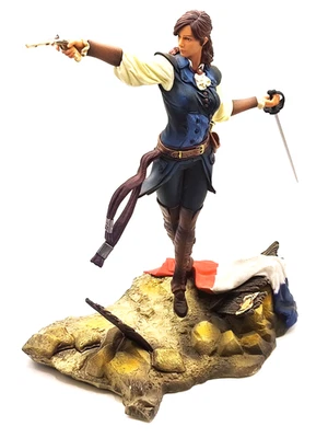 2014 UBI COLLECTABLES STATUE - ASSASSINS CREED UNITY ELISE FIREY TEMPLAR -GREAT - Image 1 of 4
