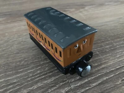 Take N Play Clarabel Train de Thomas The Tank Engine & Friends juguete para niños Foto 1 de 2