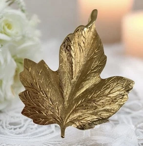 Monet Vintage Ahornblatt Anstecknadel Brosche strukturiert goldfarben aufwendige Äderung signiert - Bild 1 von 14