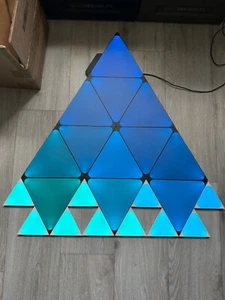 Nanoleaf Shapes Triangles Bundle - Picture 1 of 8