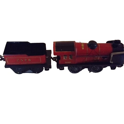 Train mécanique HORNBY M3 en très bon état dans son coffret - Immagine 1 di 4