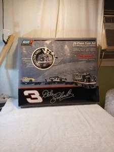 1/43 revell collection nascar diecast. Dale Earnhart 20 Train Set NOT WORKING - Picture 1 of 24