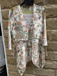 Blusa Zara Manga 3/4 Multi Floral Paisley Cuello en V Talla Eur Pequeña - Imagen 1 de 13