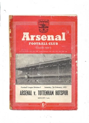 1952/3 Arsenal v Tottenham Hotspur football programme DAMAGED - Image 1 of 4