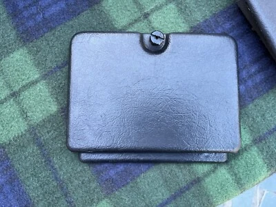 Puerta de panel de fusibles lateral del conductor Jaguar XJS V12 Foto 1 de 4