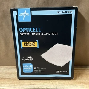 Medline OptiLock Gelling Fiber Chitosan Chytoform 4.25 X 4.25 Square 10 Sterile - Picture 1 of 8