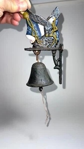 Campana de águila vintage colgante tienda cena montaje en pared bandera patriótica fundida - Imagen 1 de 9