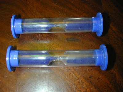 3 个游戏计时器 Sand Hour 玻璃板 3 分钟蓝色 3.5 英寸有用替换零件全新! — 第 1/4 张图片