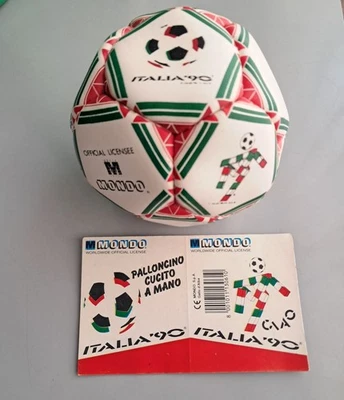PALLONE_MONDO_ITALIA '90_da Collezione - Immagine 1 di 2