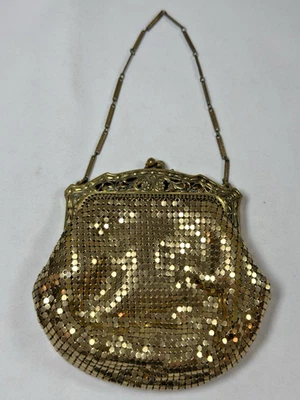 Bolso sin asas pequeño de malla dorada Whiting & Davis de colección correa de cadena Art Deco Foto 1 de 4