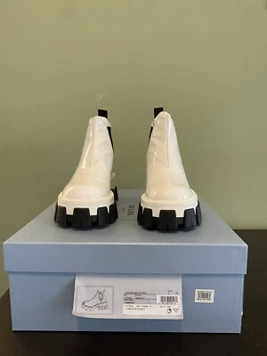 Botas Chelsea Prada Monolith charol suela al tobillo blancas 35 Foto 1 de 4